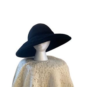 Black Velveteen Wide Brimmed Hat // Vintage Laura Ashley Broad Brim Chapeaux